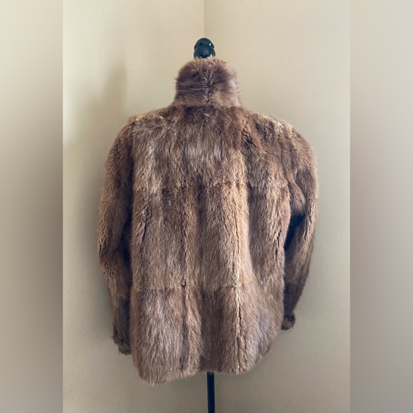 Mink Coat - Picture 4 of 8